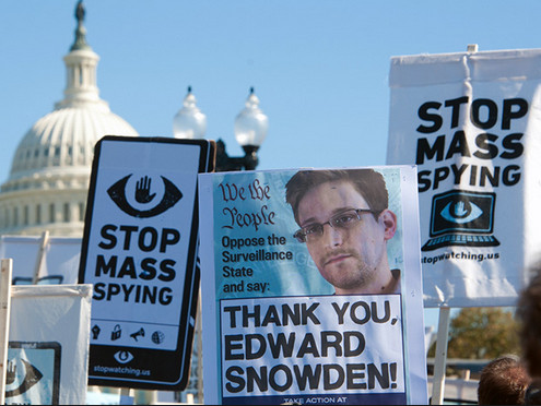 jorge-lizama-cybermedios-snowden-google-facebook